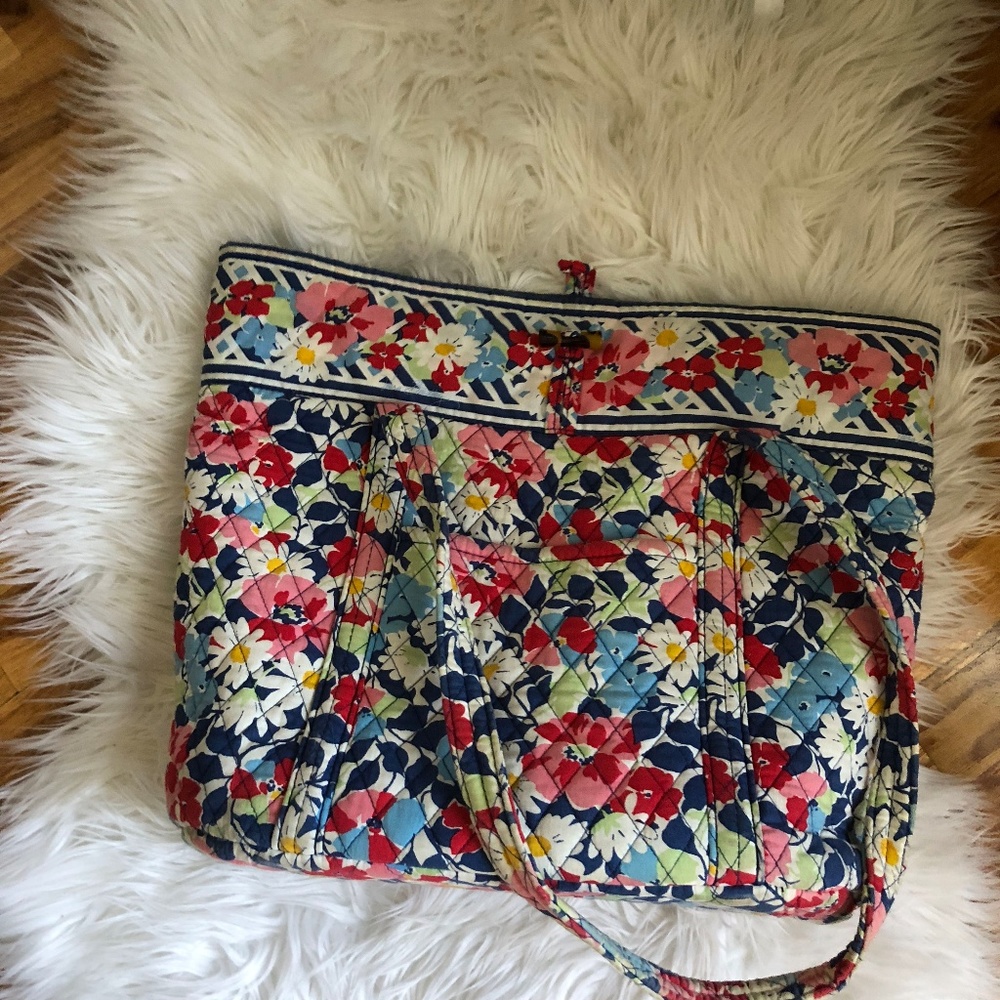 Vera Bradley Summer Cottage Vera Tote